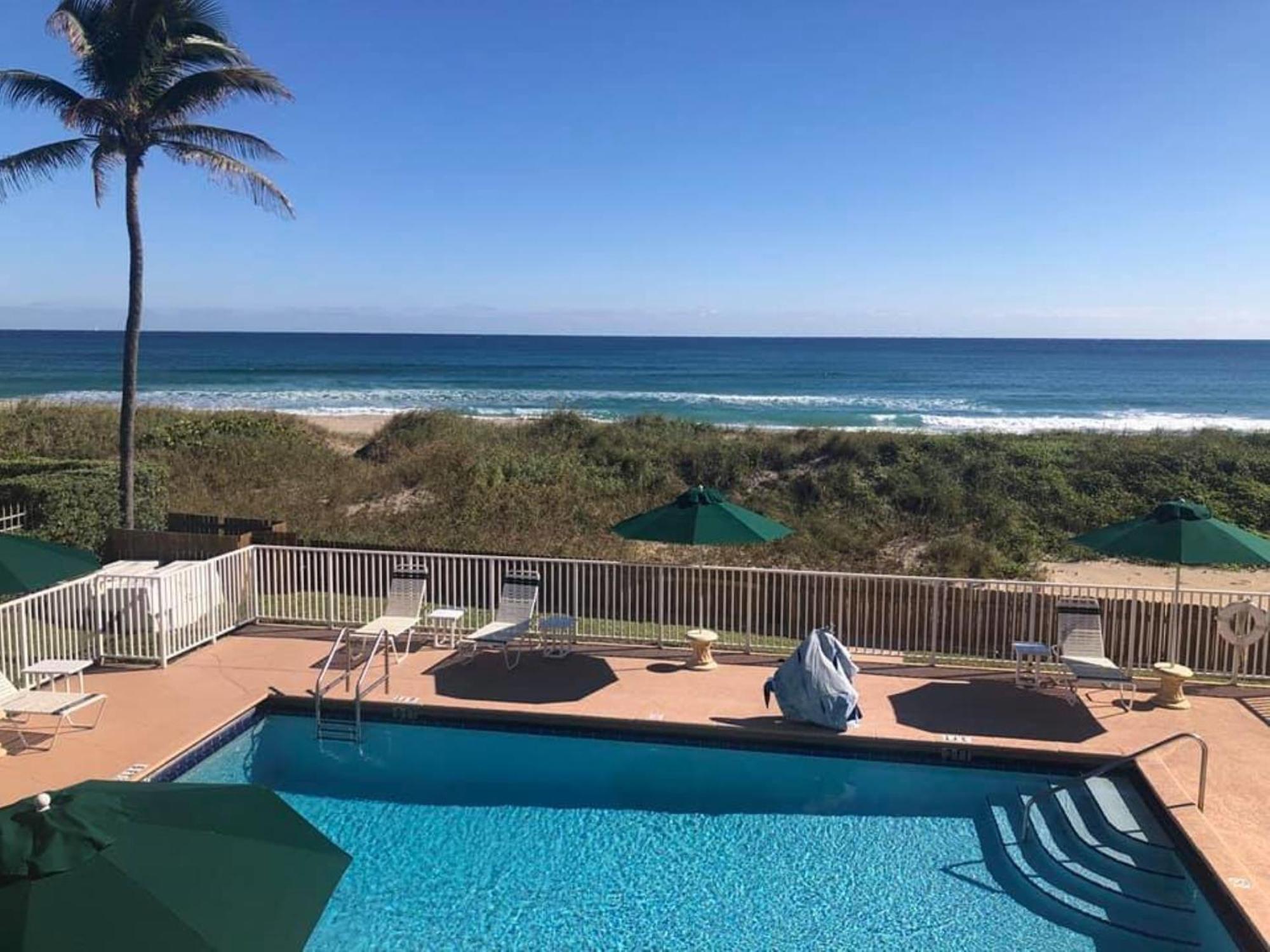 Emerald Seas Deerfield Beach Club Exterior photo