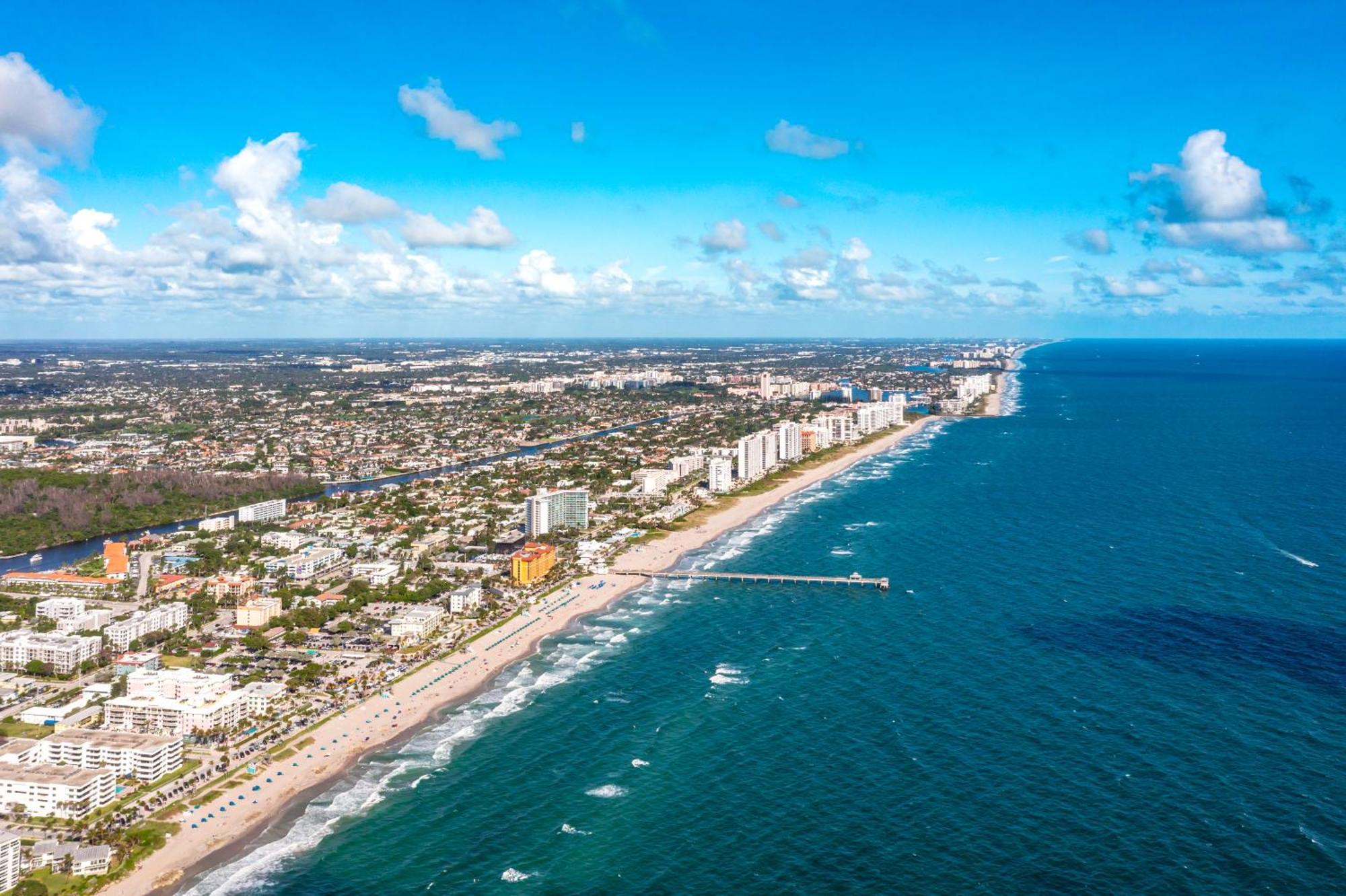 Emerald Seas Deerfield Beach Club Exterior photo